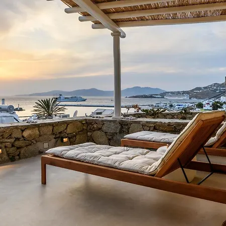 Holiday home Supreme House With Views & Pool & Parking *