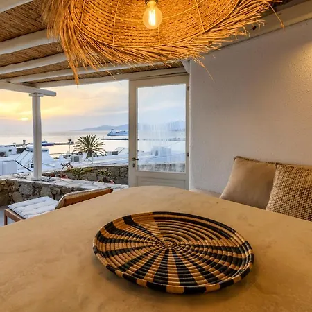 Holiday home Supreme House With Views & Pool & Parking