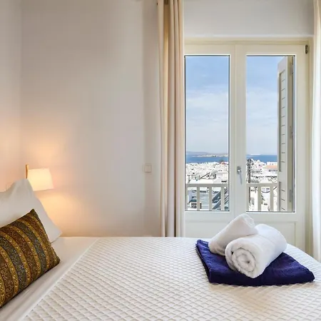 Supreme House With Views & Pool & Parking 度假居